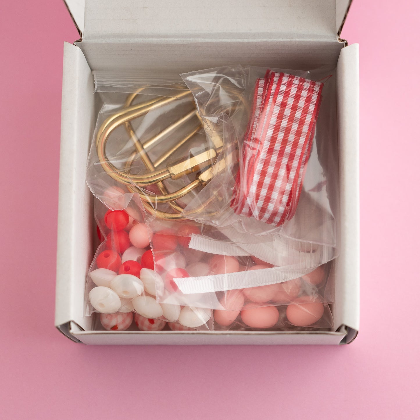 Strawberry Bows Carabiner Box silicone beads from crafting from Cara & Co Craft supply